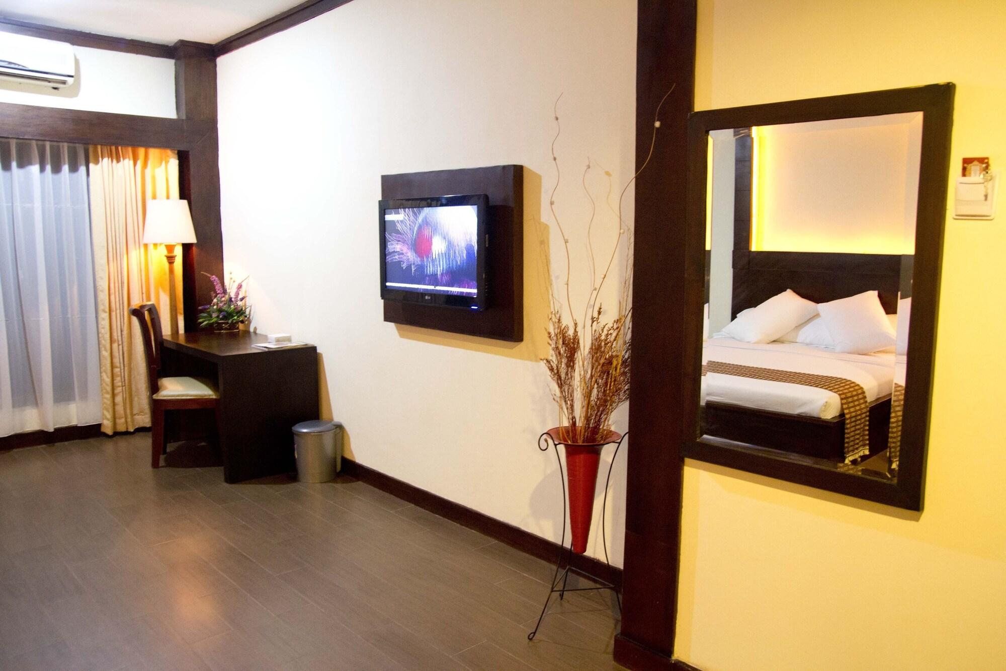Sulthan Hotel International Banda Aceh Bagian luar foto